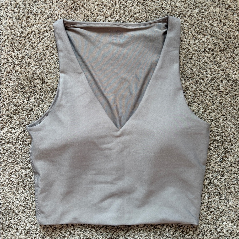 Elegant Gray V-Neck Sports Bra